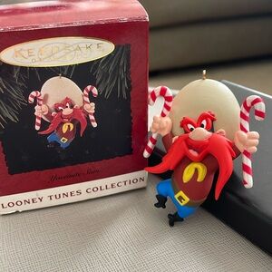 Looney Toons Yosemite Sam hallmark ornament